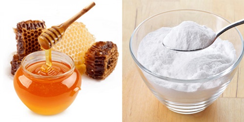 Sử dụng hỗn hợp Baking soda và mật ong để tẩy da chết
