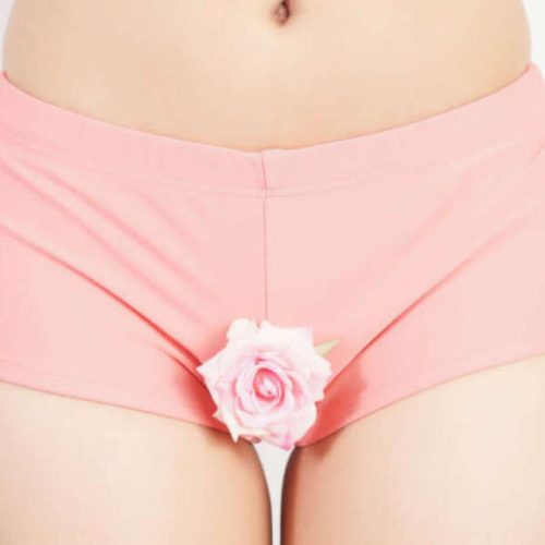 Phụ nữ ít lông vùng kín có ảnh hưởng gì? Cách khắc phục hiệu quả