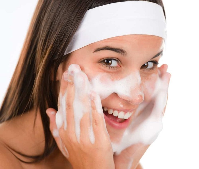 Tổng quan về sữa rửa mặt
